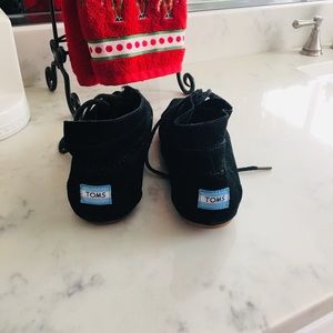 Toms Booties
